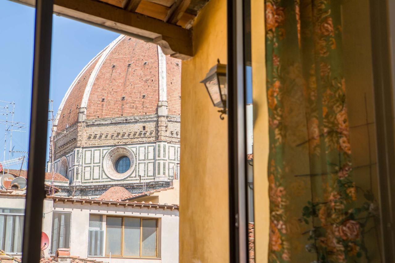 Typical Florentine Apartment Florenz Exterior foto