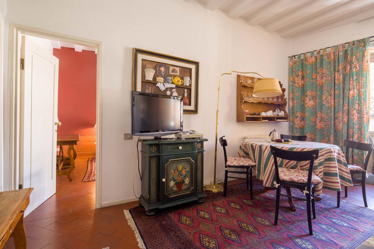 Typical Florentine Apartment Florenz Exterior foto