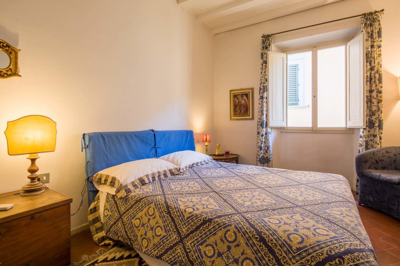 Typical Florentine Apartment Florenz Exterior foto