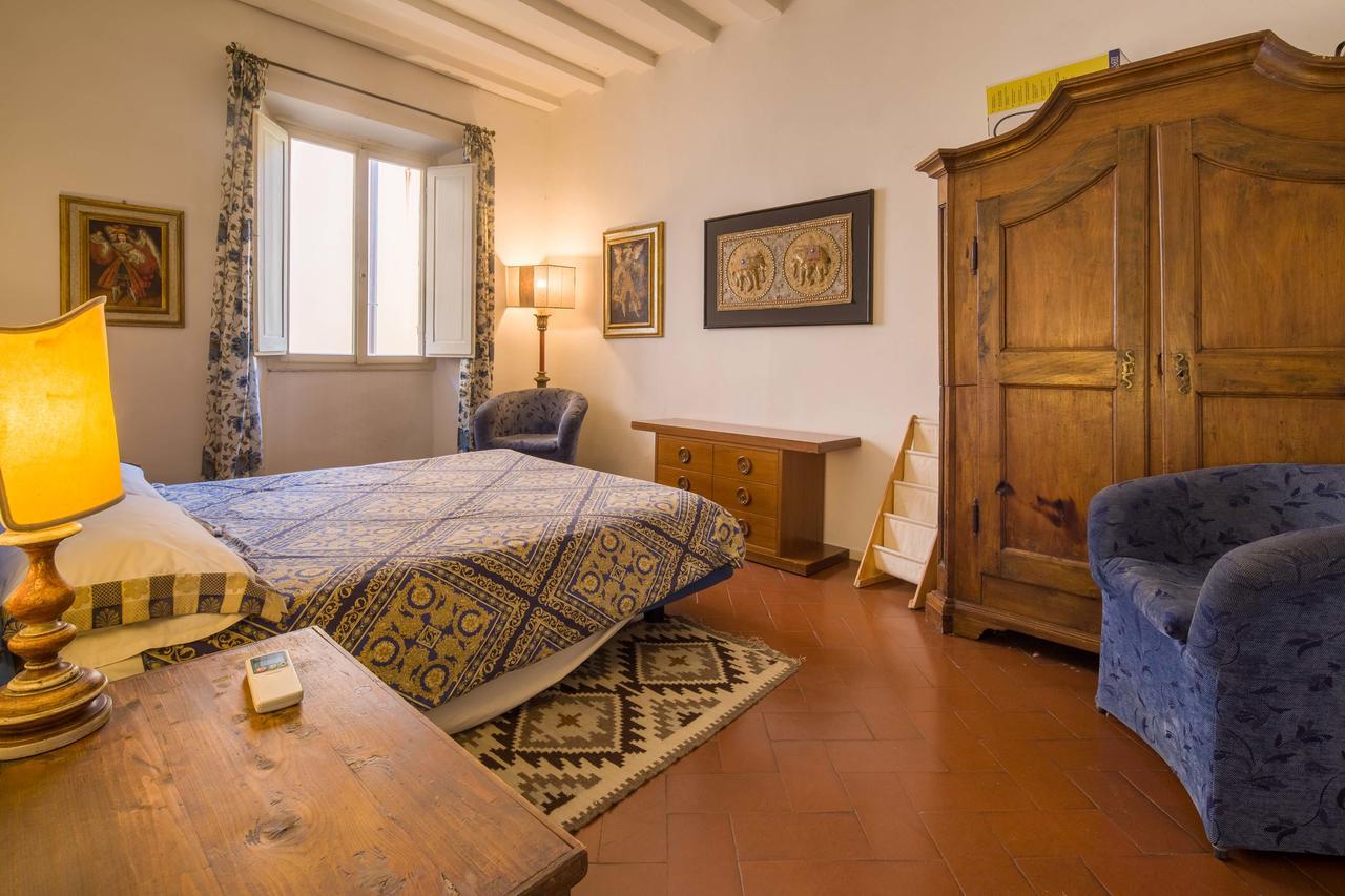 Typical Florentine Apartment Florenz Exterior foto